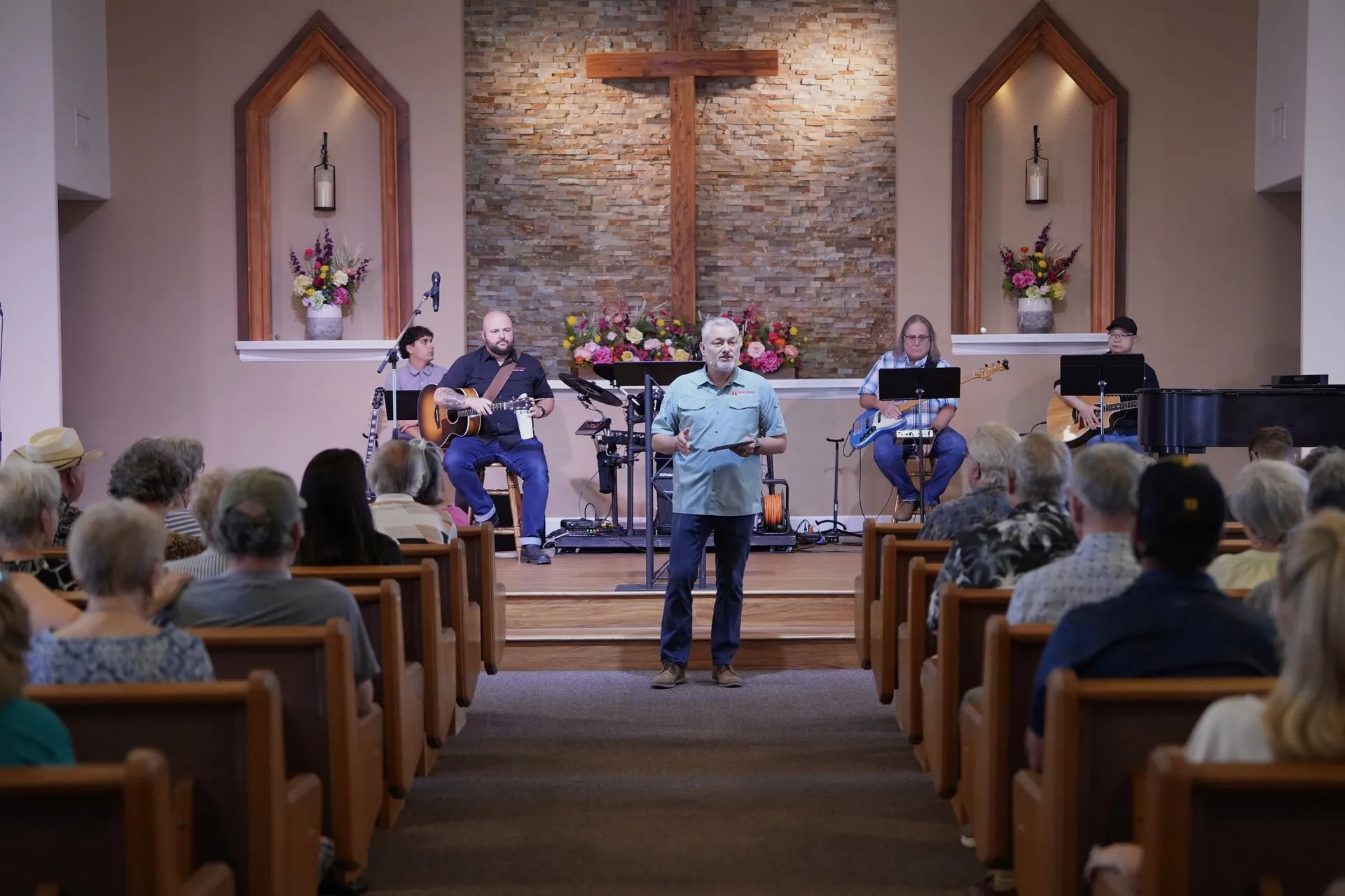 The New Hope sanctuary mid-worship during the 9:30 livestreamed Sunday service in Clovis