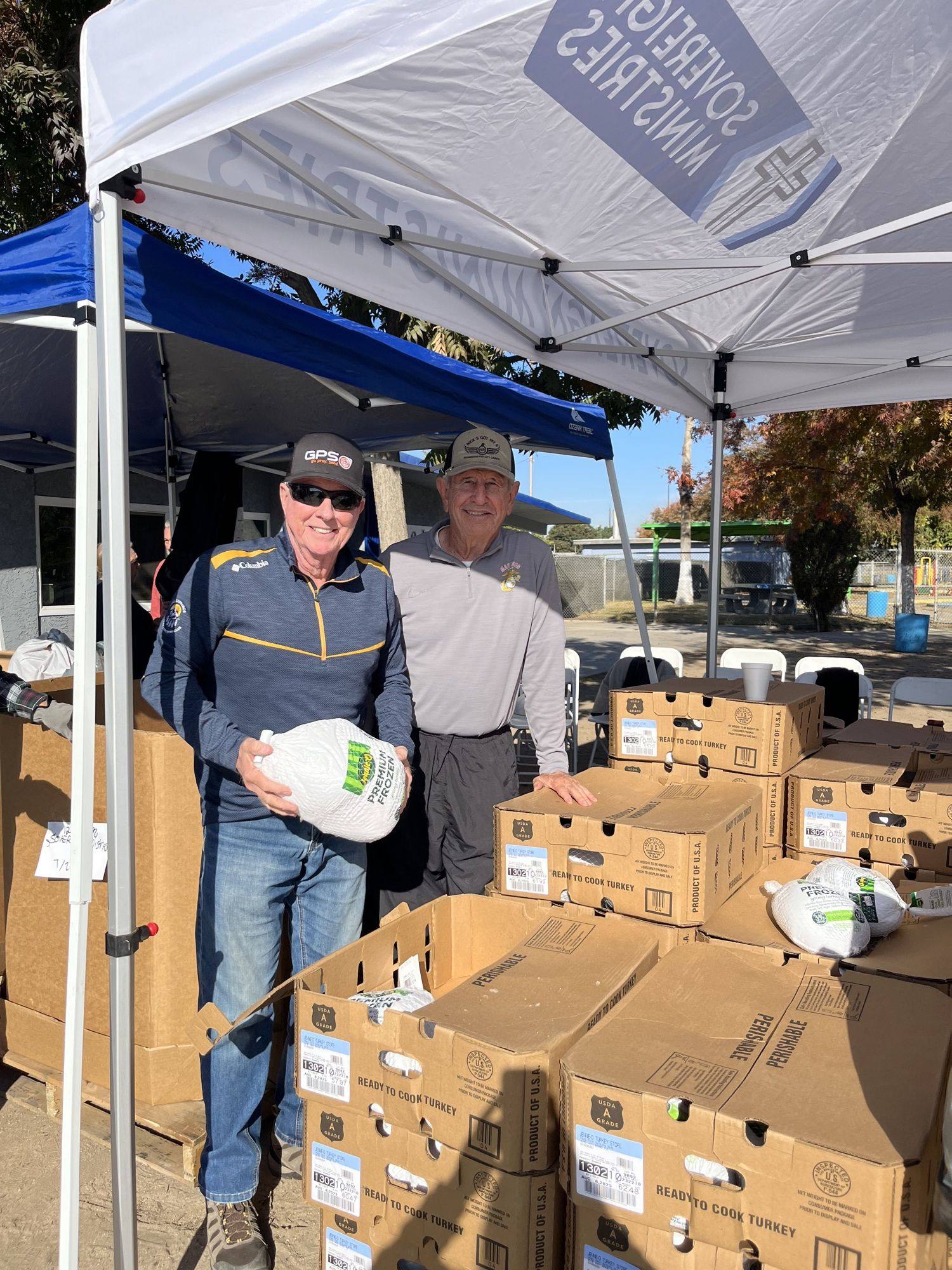 Volunteers at the Sovereign Ministries Food Pantry in Calwa
